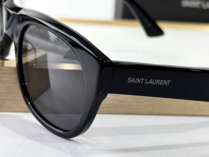 Picture of Saint Laurent Sunglasses _SKUfw76990077fw